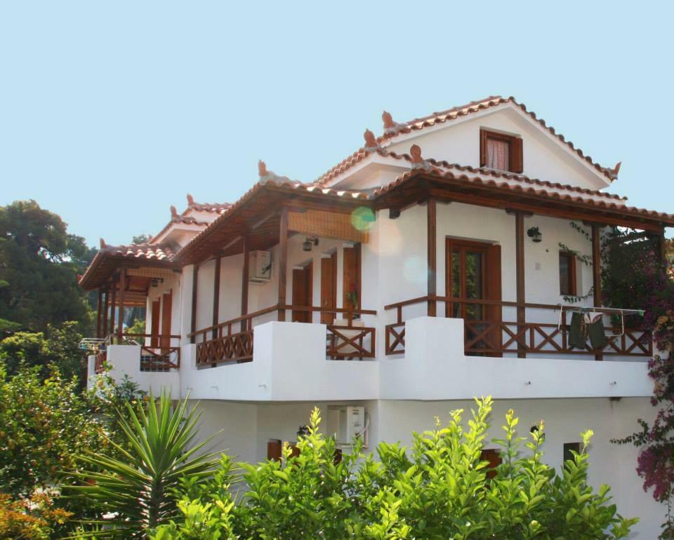Agnontas Katikies Stamatias Studios & Maisonettes מראה חיצוני תמונה