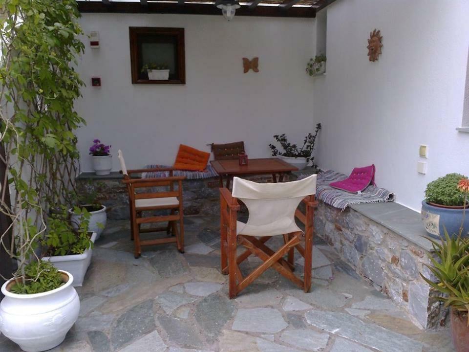 Agnontas Katikies Stamatias Studios & Maisonettes מראה חיצוני תמונה